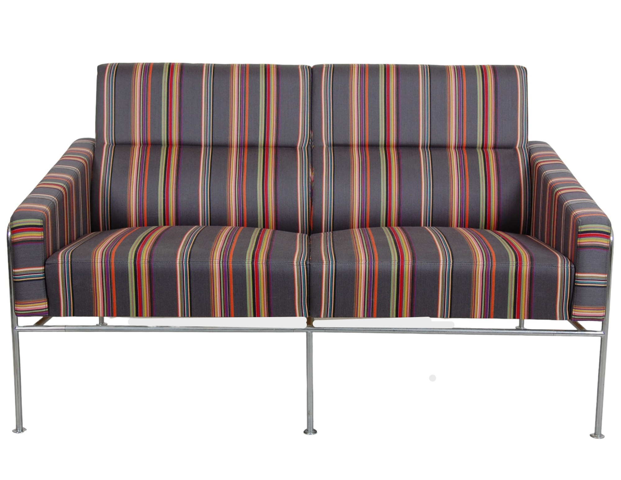 K b brugt Arne Jacobsen 2.personers 3302 sofa i Paul Smith stof